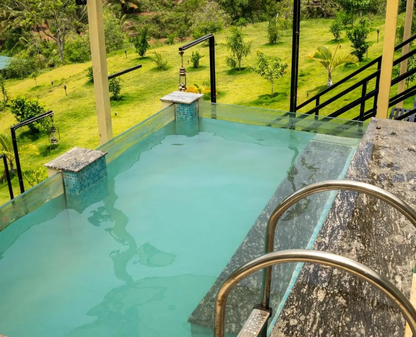 Yanai At Anai - Private Pool & Private Cook Villa Varagampadi